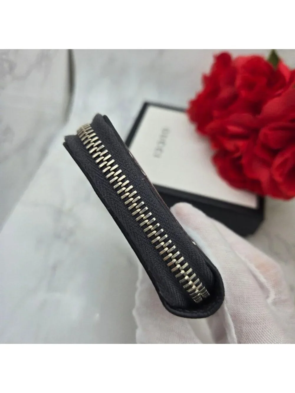 Gucci Coin Purse Wallet GG Shadow